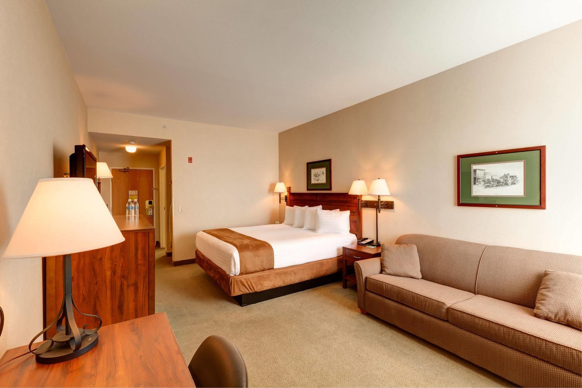 Boothill And Hotel 3*